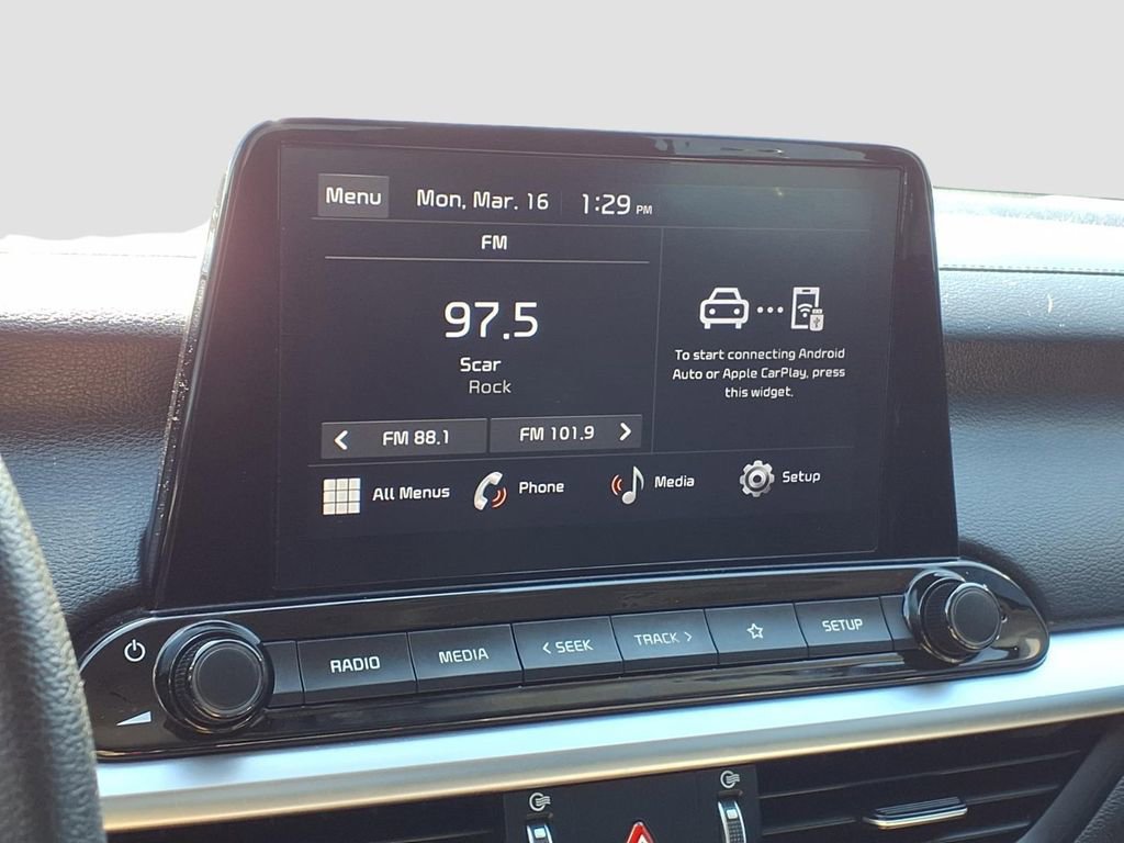 Used 2023 Kia Forte LXS w/ LXS Technology Package image 8