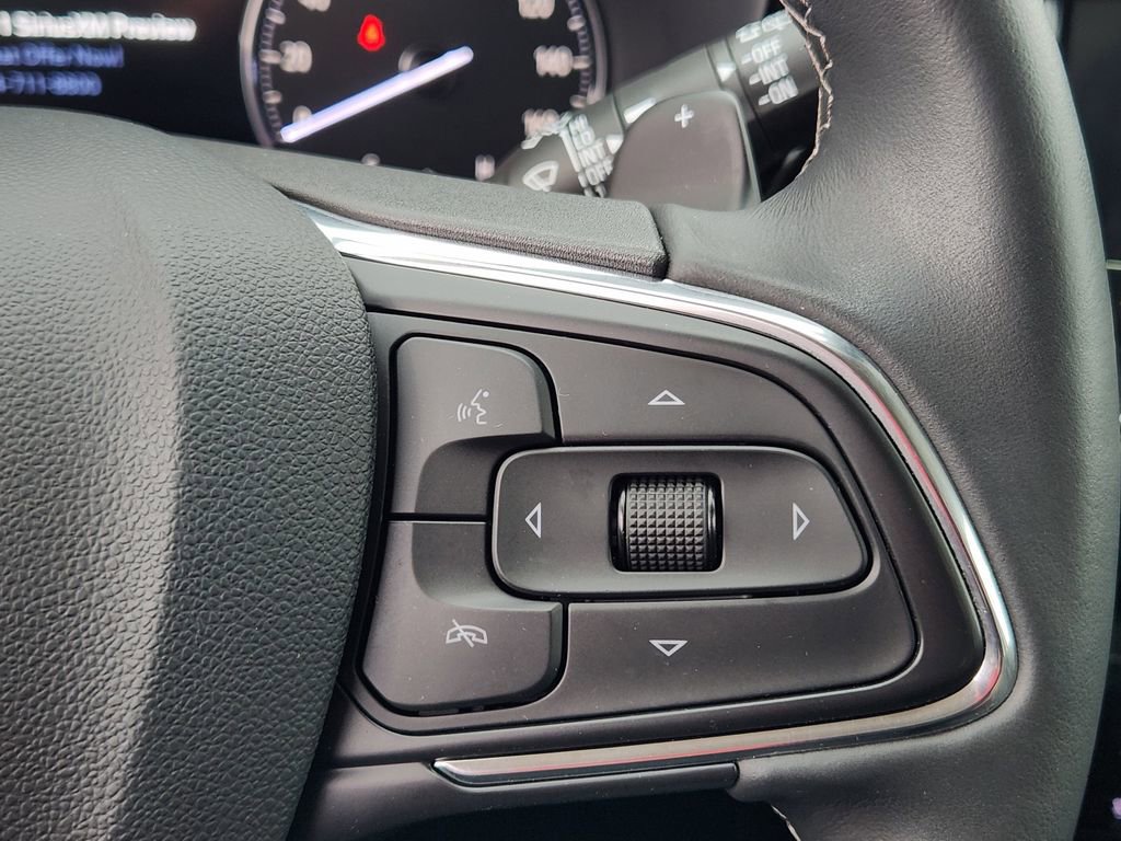 Used 2023 Buick Envision Essence image 33