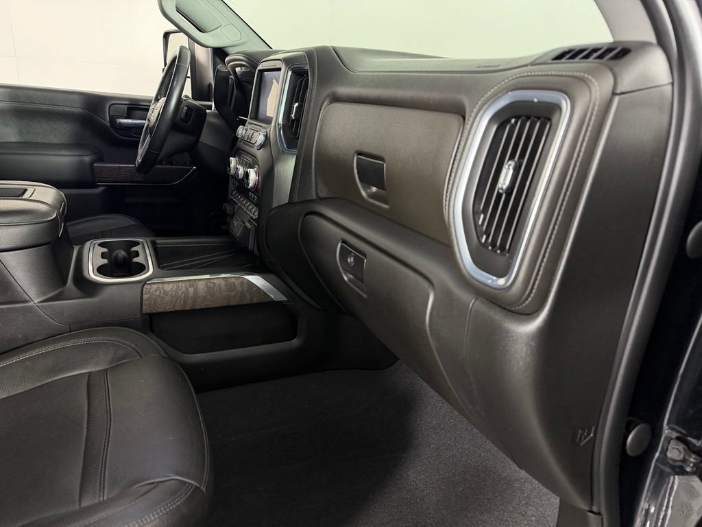 Used 2022 GMC Sierra 3500 Denali w/ Denali Ultimate Package AWD/4WD image 32