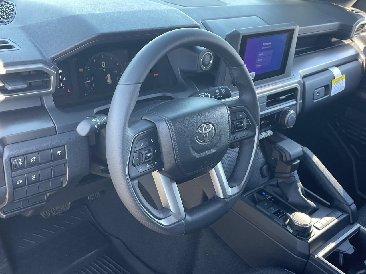 New 2026 Toyota 4Runner SR5 AWD/4WD image 11