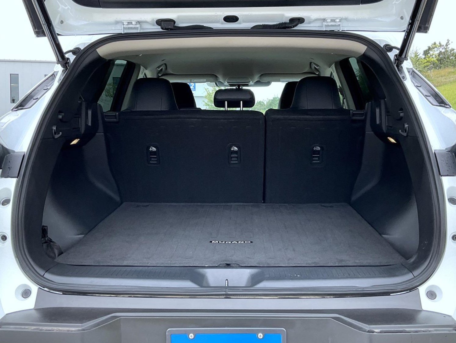 Certified 2025 Nissan Murano SV AWD/4WD image 23