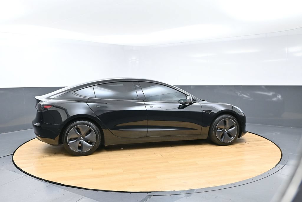 Used 2018 Tesla Model 3 Mid Range RWD image 44