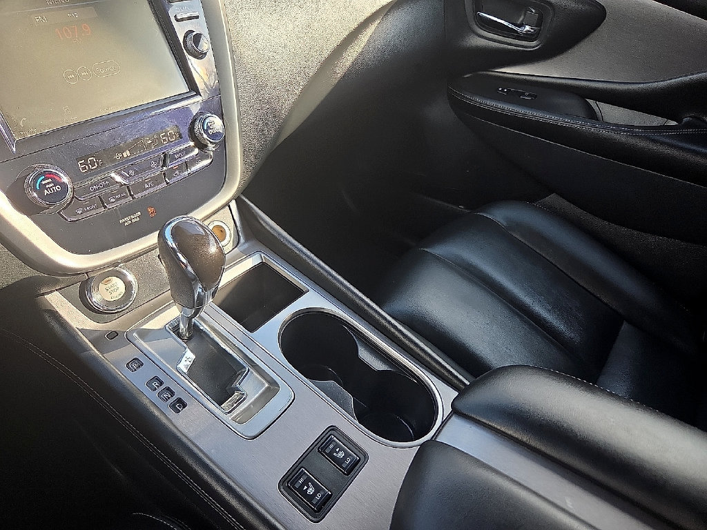 Used 2024 Nissan Murano SV w/ SV Midnight Edition Package FWD image 25