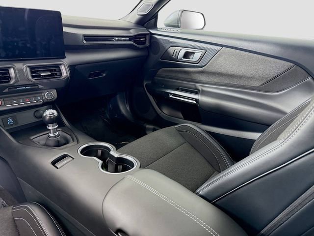 Used 2024 Ford Mustang GT RWD image 22