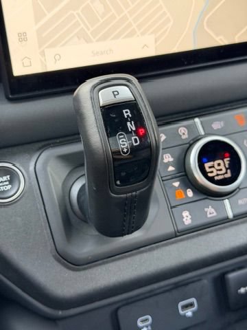 Used 2024 Land Rover Defender 130 X-Dynamic SE AWD/4WD image 36