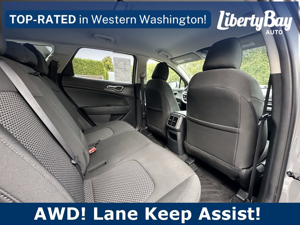 Used 2024 Kia Sportage LX image 19