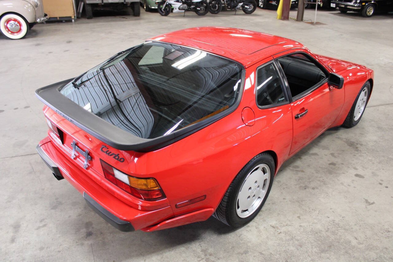 Used 1987 Porsche 944 Turbo RWD image 18