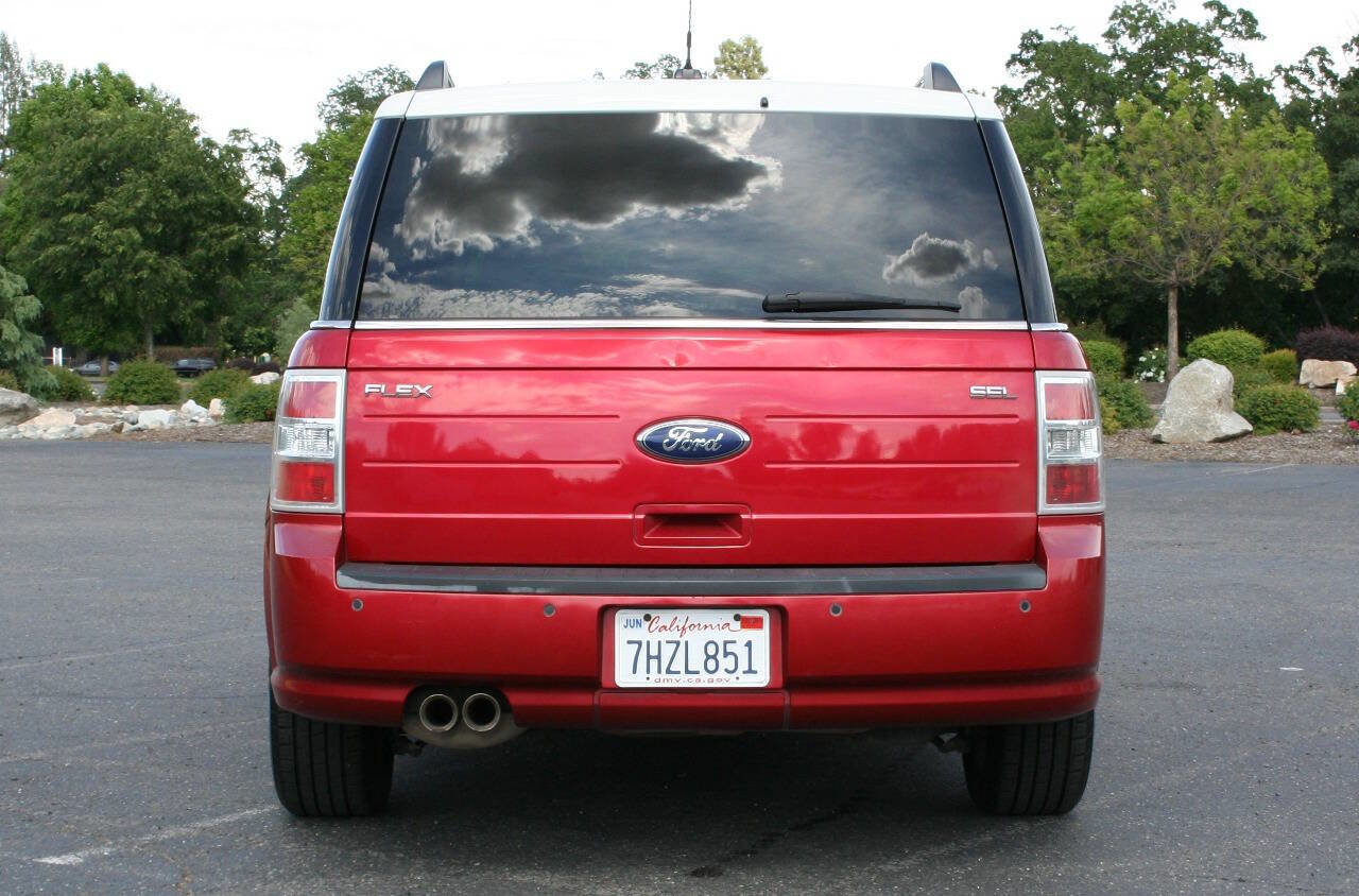 Used 2011 Ford Flex SEL w/ Rapid Spec Order Code image 6