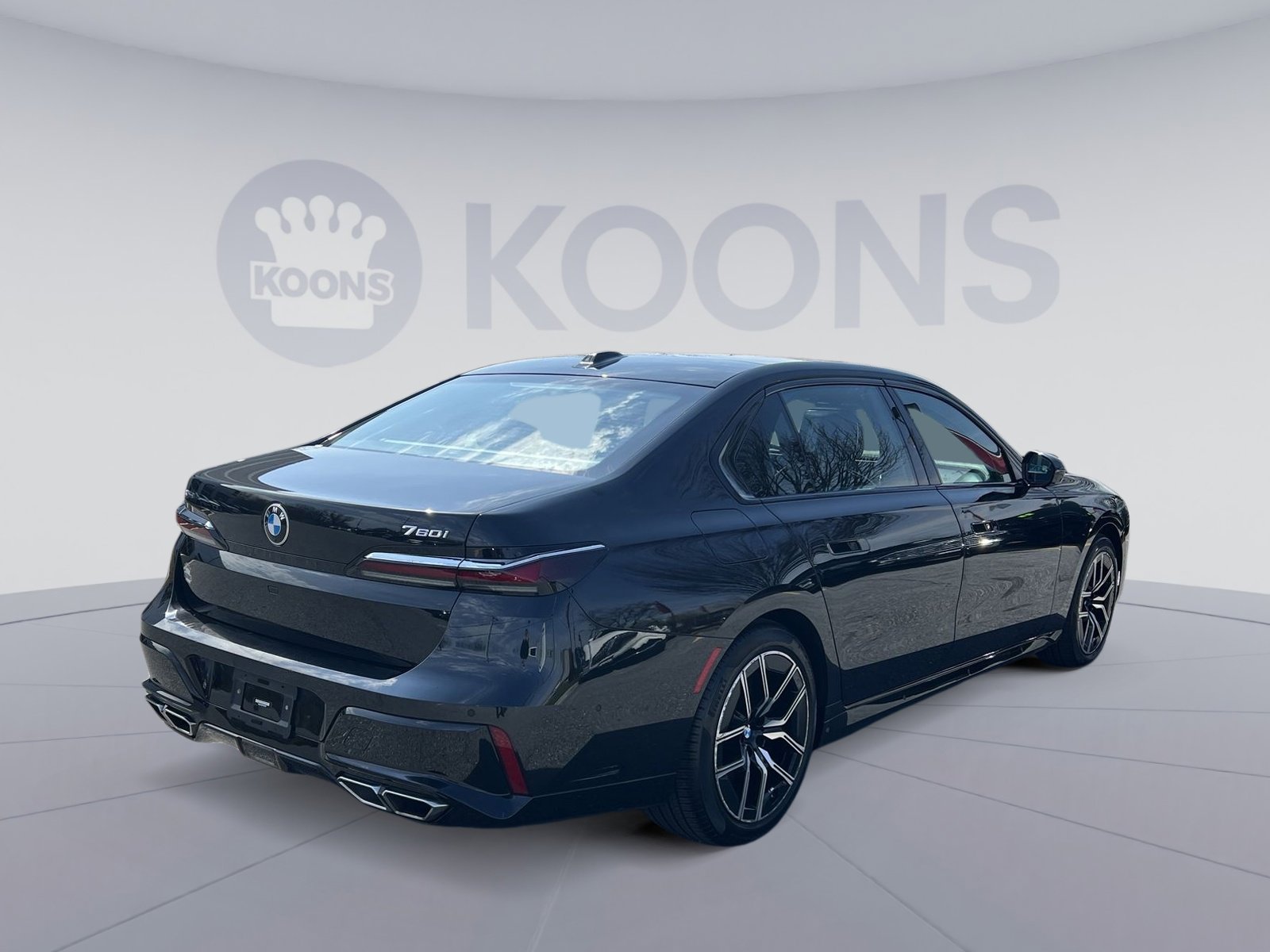 Used 2023 BMW 760i xDrive image 7