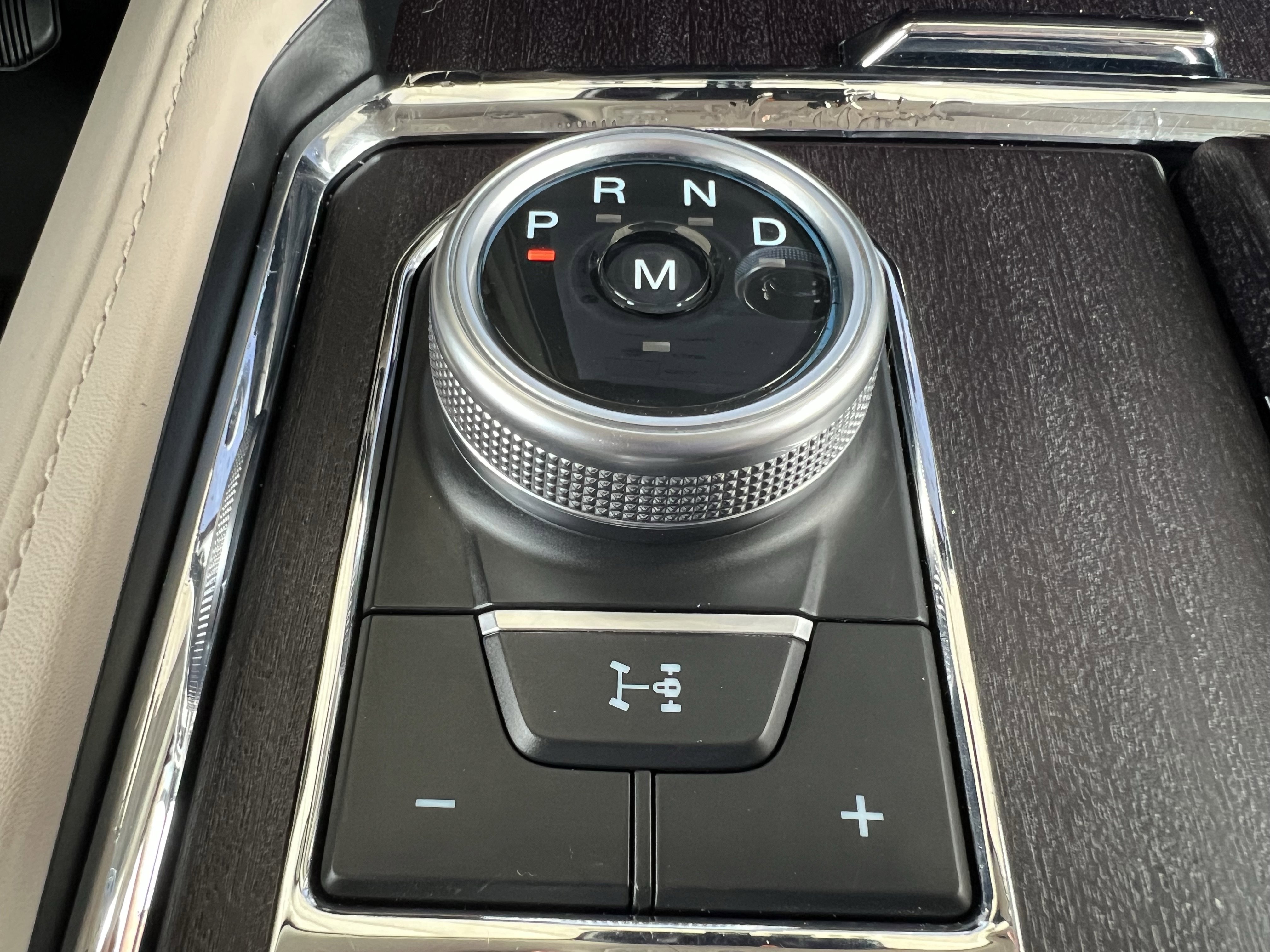 Used 2023 Ford Expedition Platinum image 46