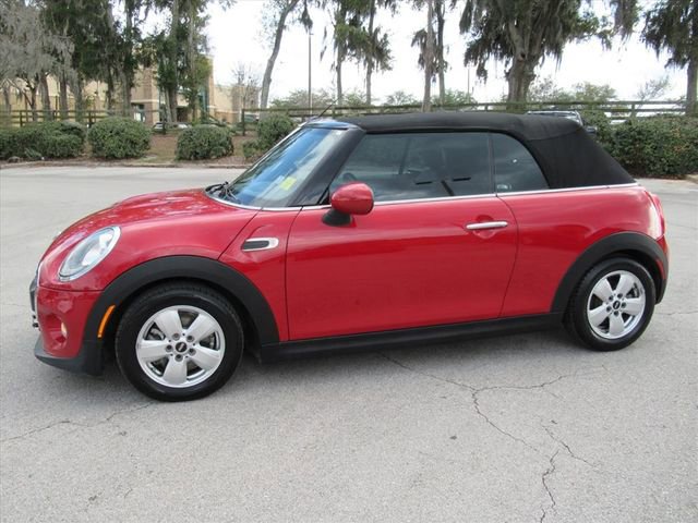 Used 2016 MINI Cooper Convertible image 4