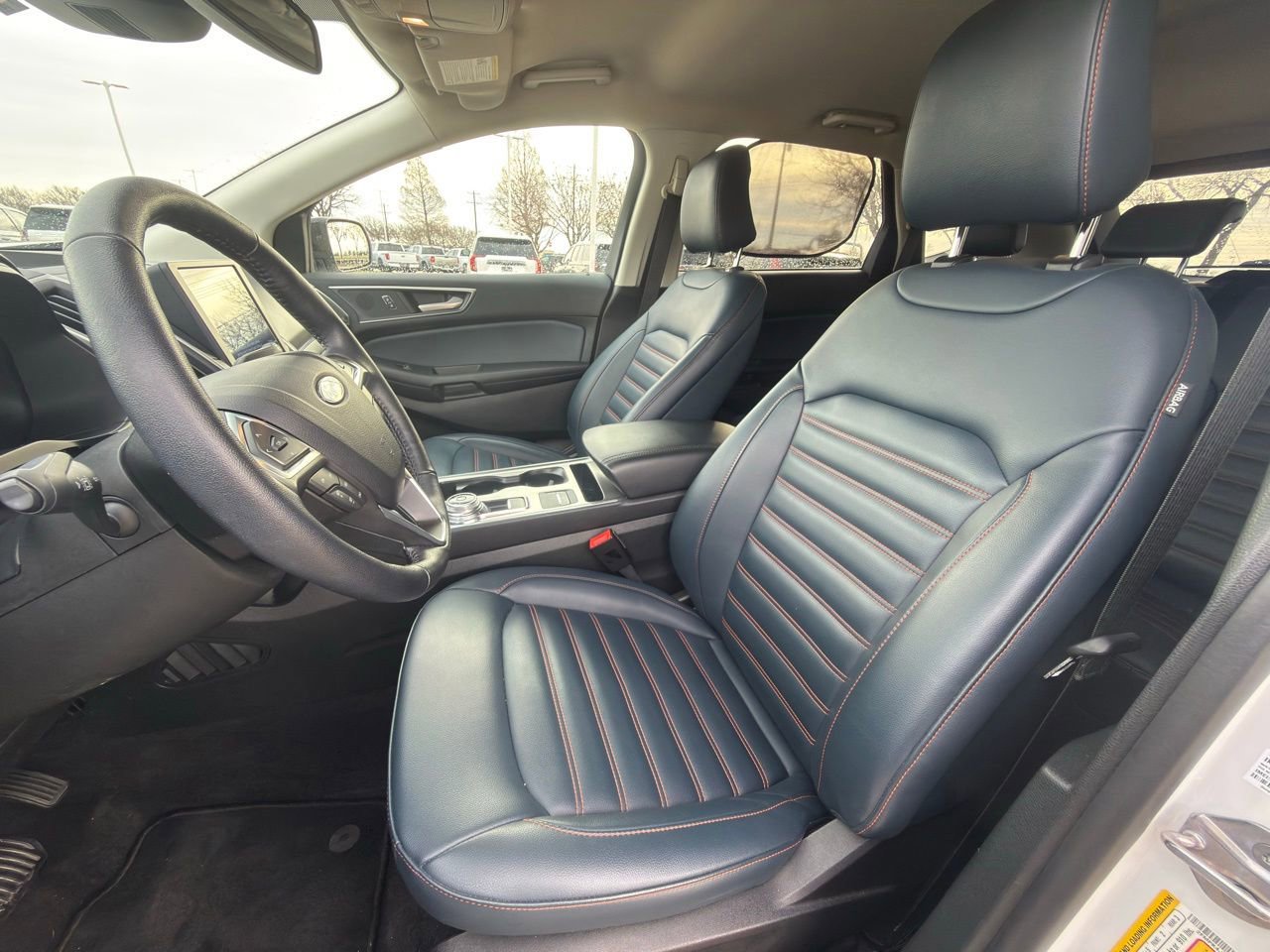 Used 2022 Ford Edge SEL w/ Sport Appearance Package image 6