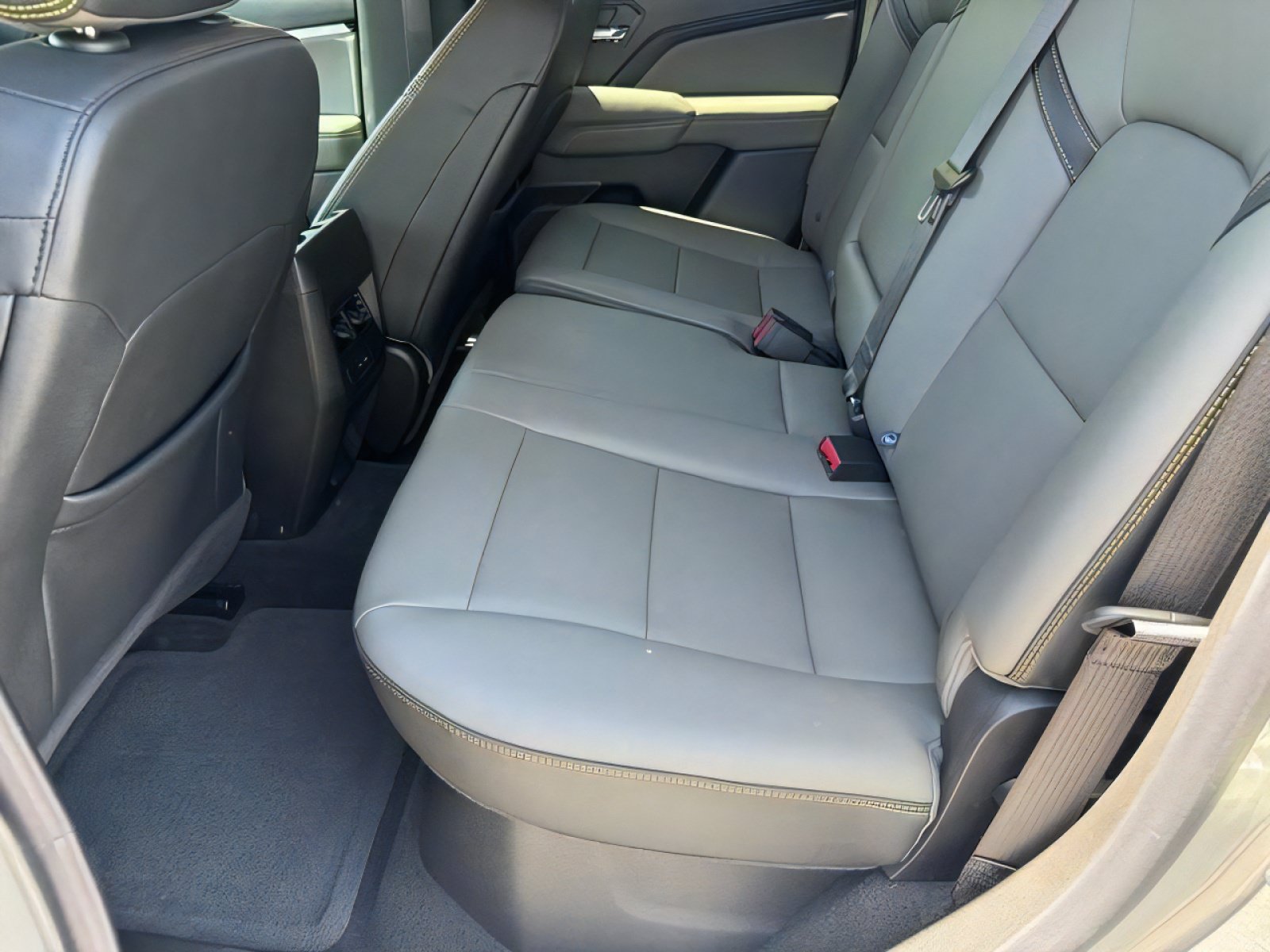 Used 2026 Chevrolet Colorado ZR2 AWD/4WD image 13