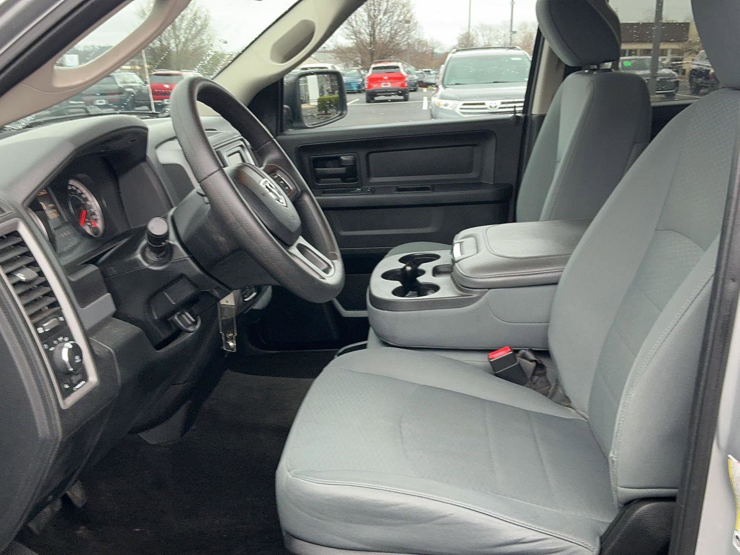 Used 2017 RAM 1500 Express image 16