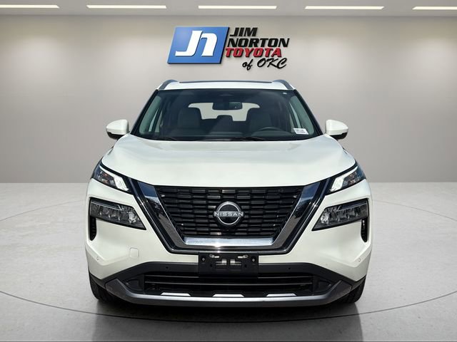 Used 2023 Nissan Rogue SL w/ SL Premium Package FWD image 2