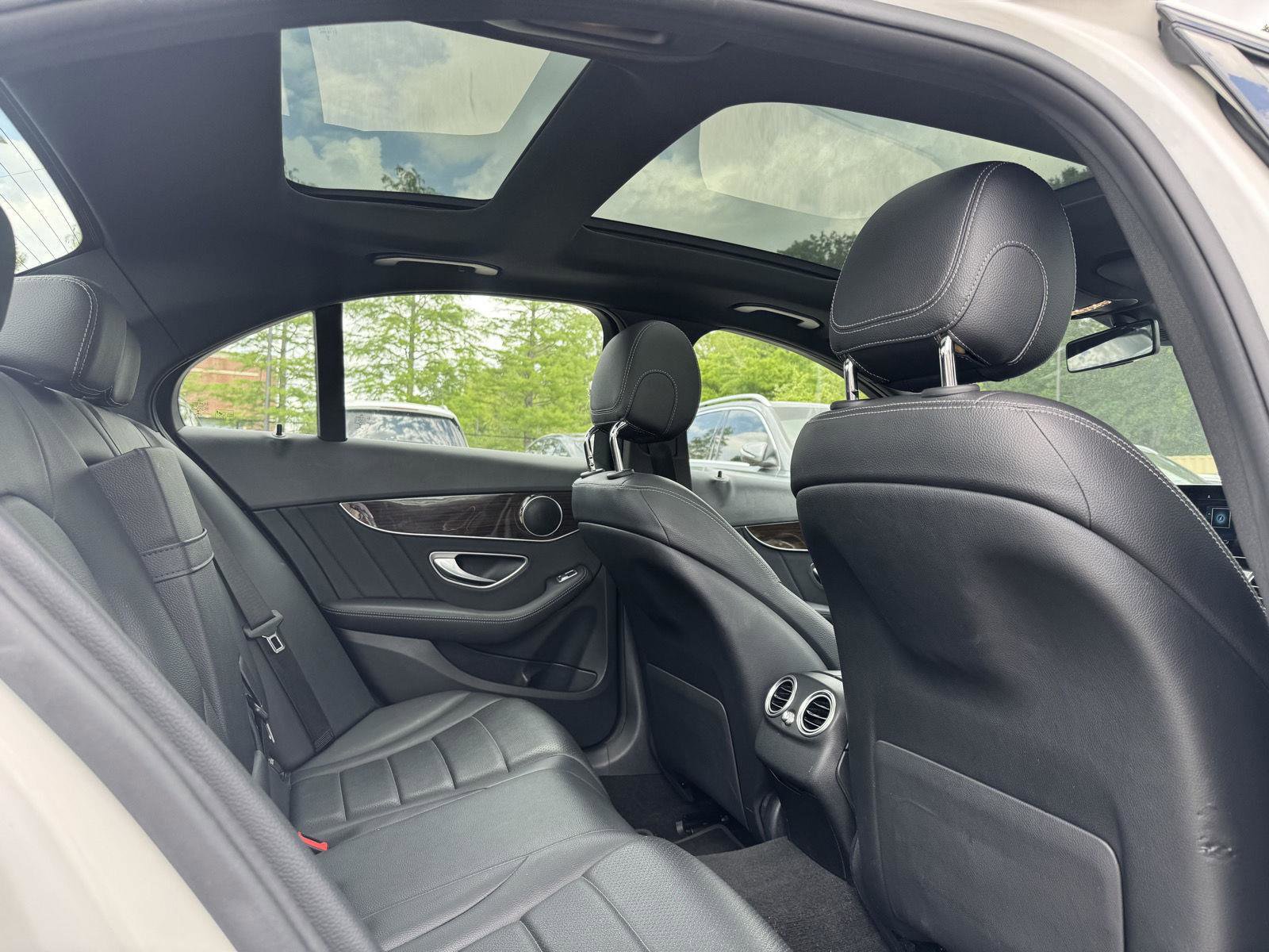 Used 2020 Mercedes-Benz C 300 Sedan image 28