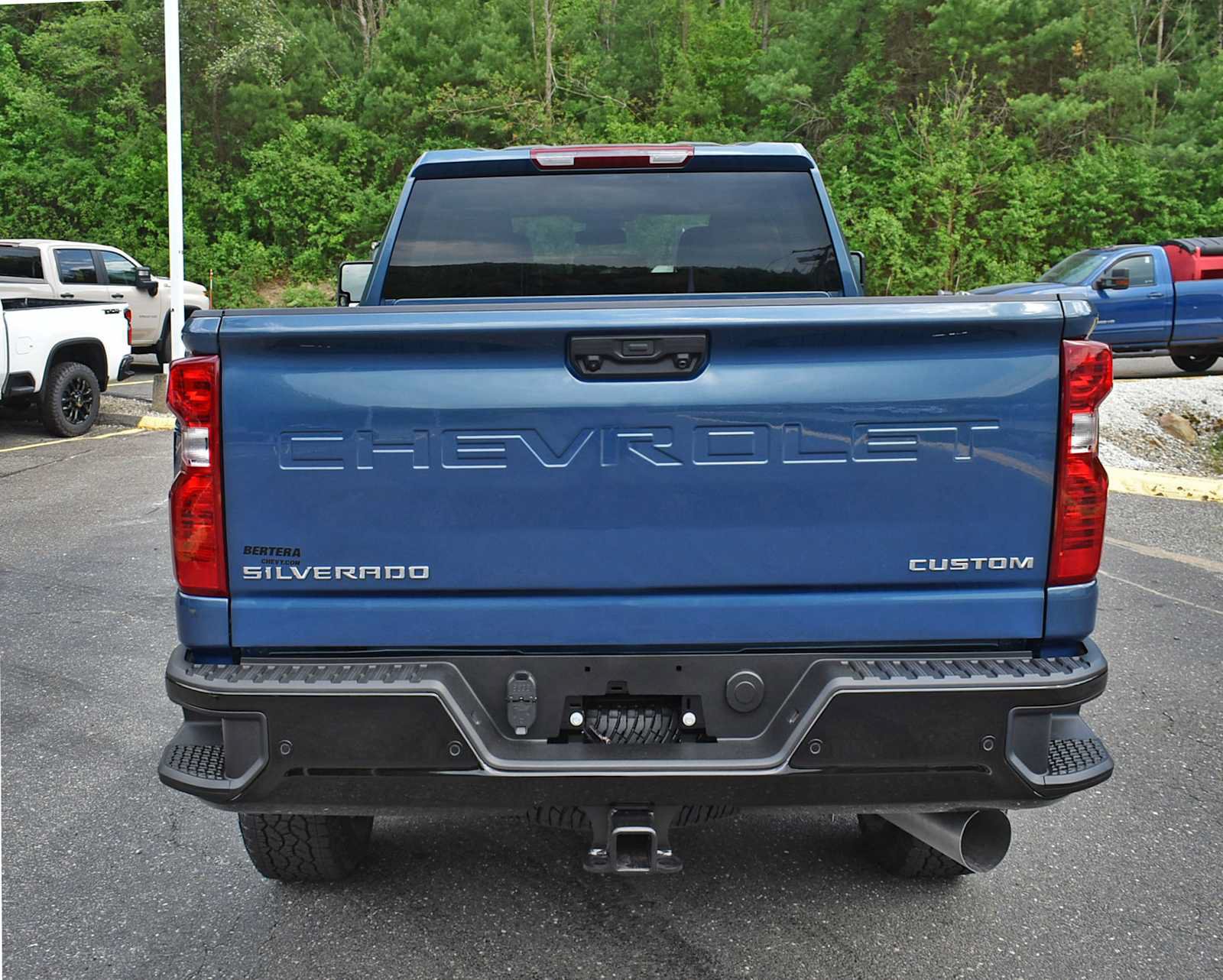 New 2026 Chevrolet Silverado 2500 Custom w/ Custom Value Package AWD/4WD image 7