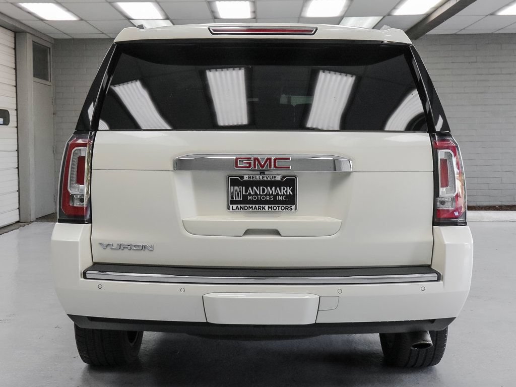 Used 2015 GMC Yukon Denali w/ Premium Package AWD/4WD image 31