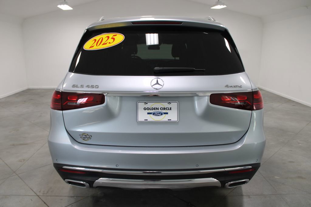 Used 2025 Mercedes-Benz GLS 450 4MATIC image 8