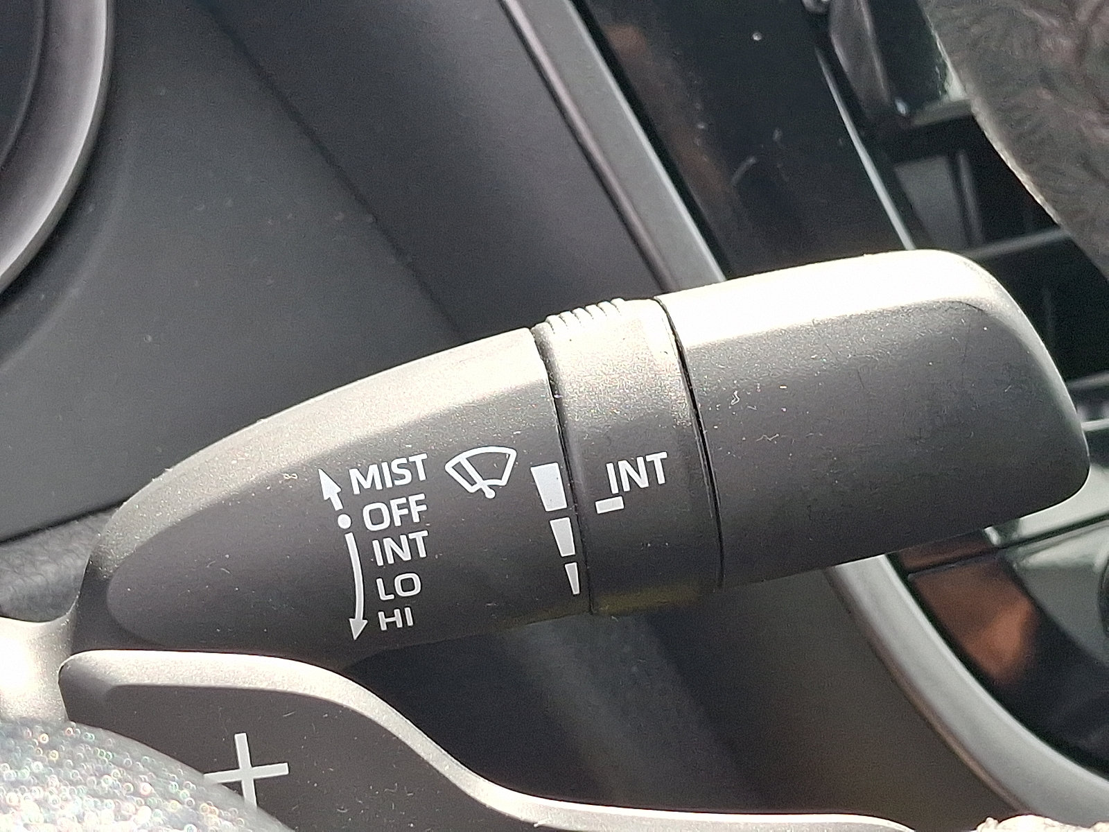 Certified 2023 Toyota Camry SE FWD image 27