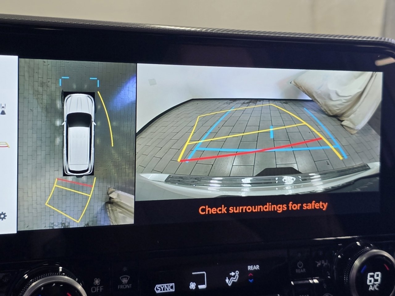 New 2026 Toyota Highlander Platinum image 7