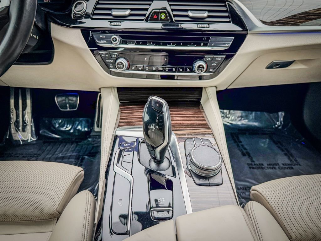 Used 2021 BMW 540i xDrive w/ M Sport Package image 20