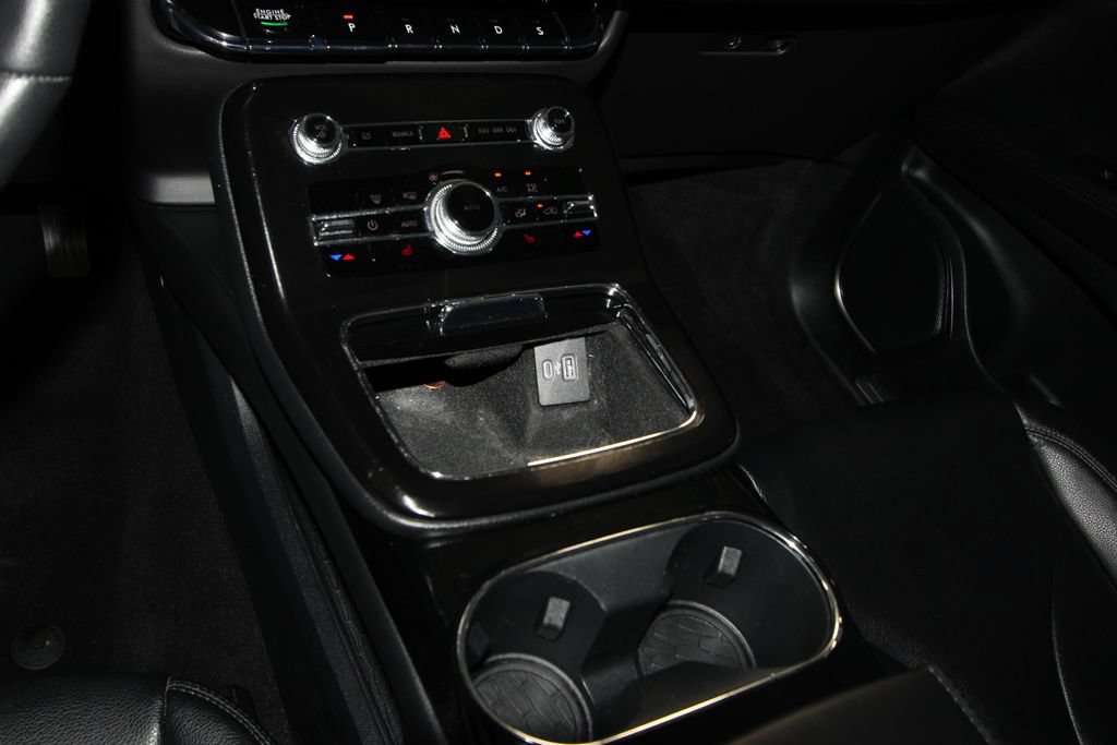 Used 2023 Lincoln Nautilus FWD image 19
