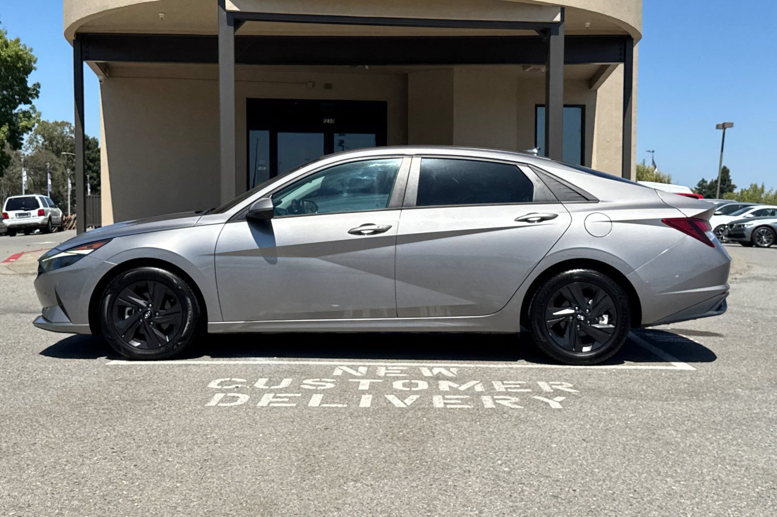 Used 2021 Hyundai Elantra SEL w/ Convenience Package FWD image 7