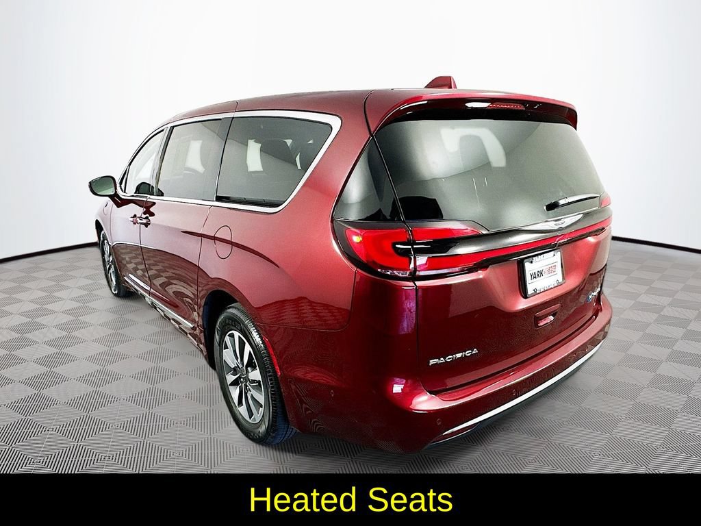 Used 2022 Chrysler Pacifica Limited FWD image 7