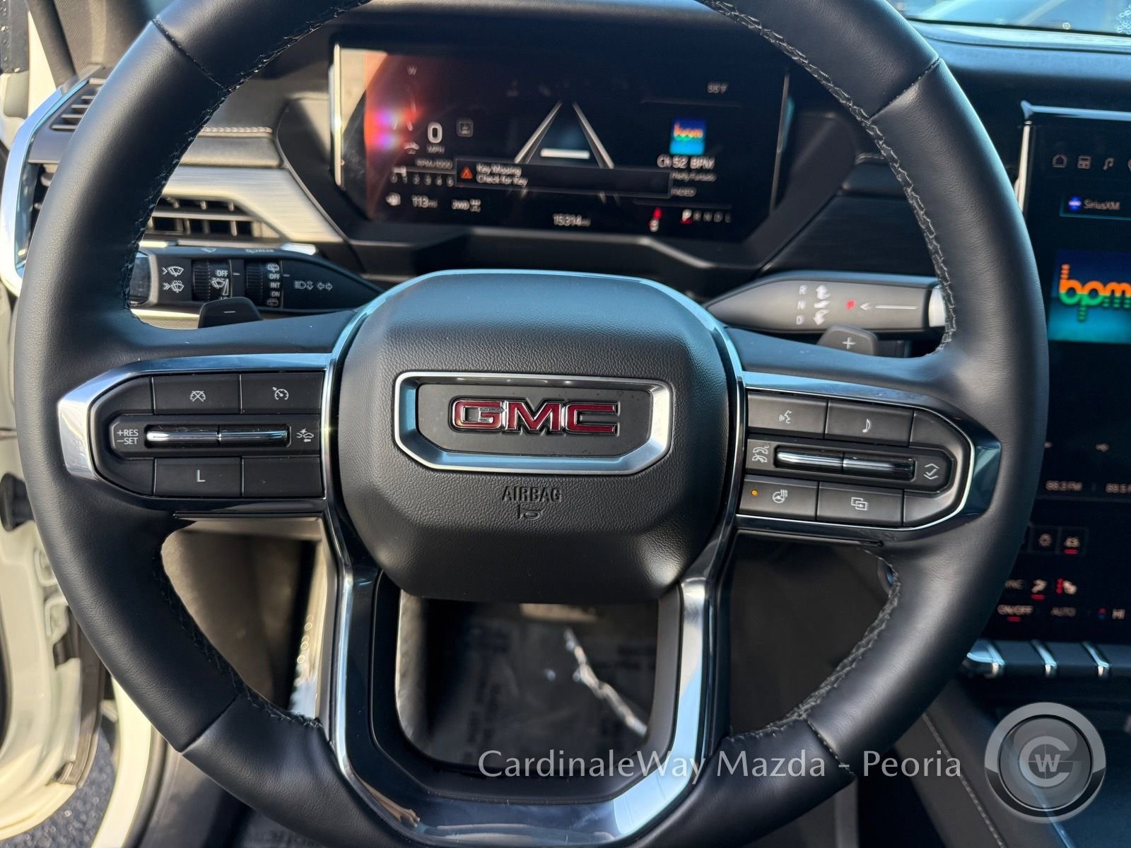 Used 2024 GMC Acadia Elevation w/ Luxury Package image 17