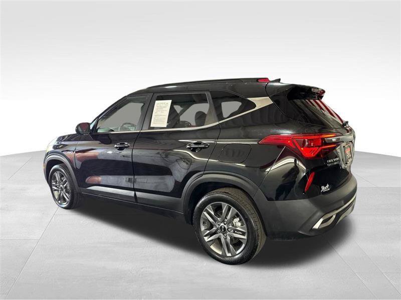 Used 2021 Kia Seltos S AWD/4WD image 7
