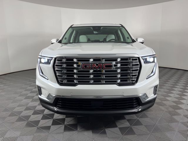 Used 2025 GMC Acadia Denali w/ Super Cruise Package image 4