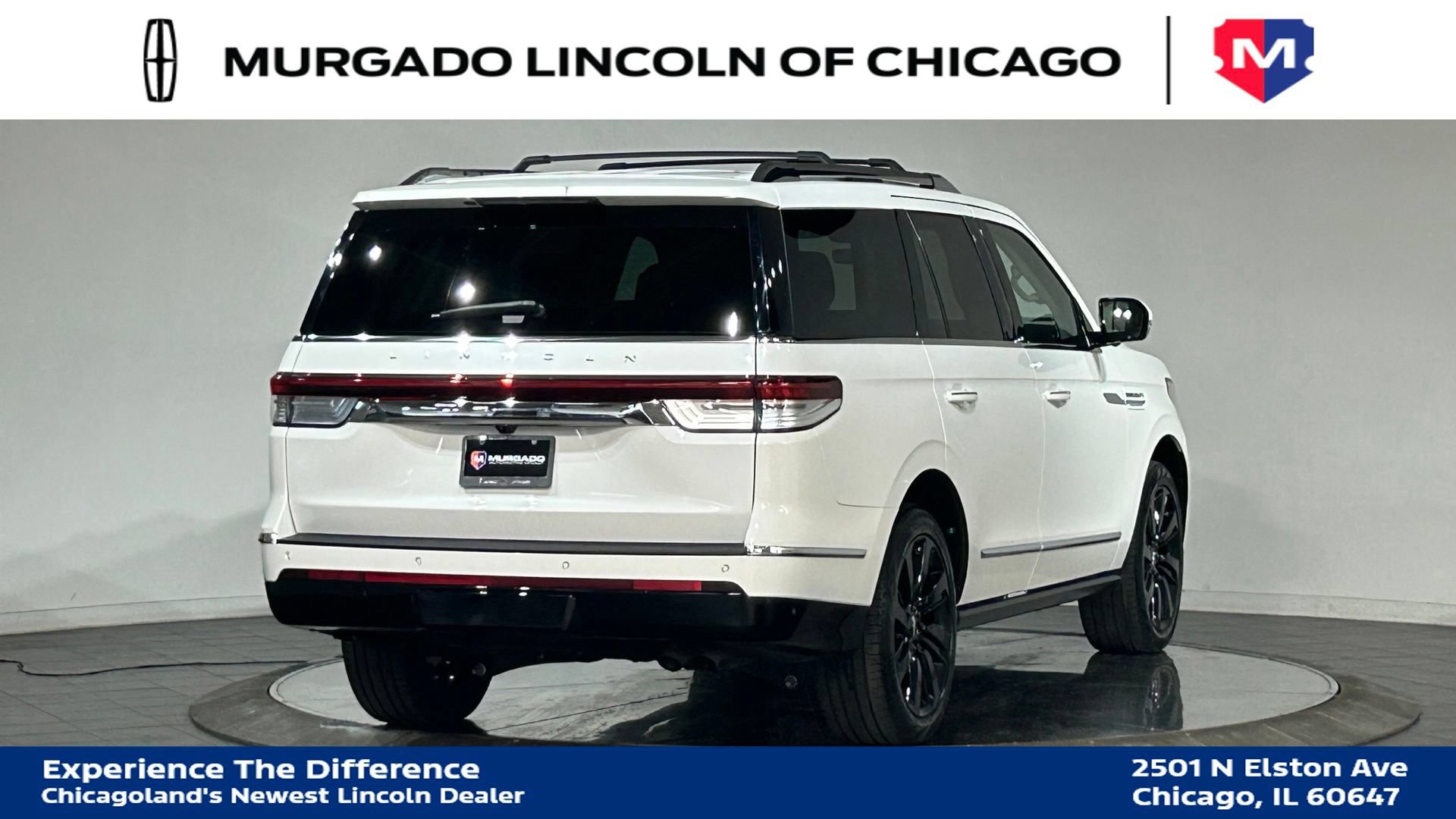 Certified 2024 Lincoln Navigator Reserve AWD/4WD image 7