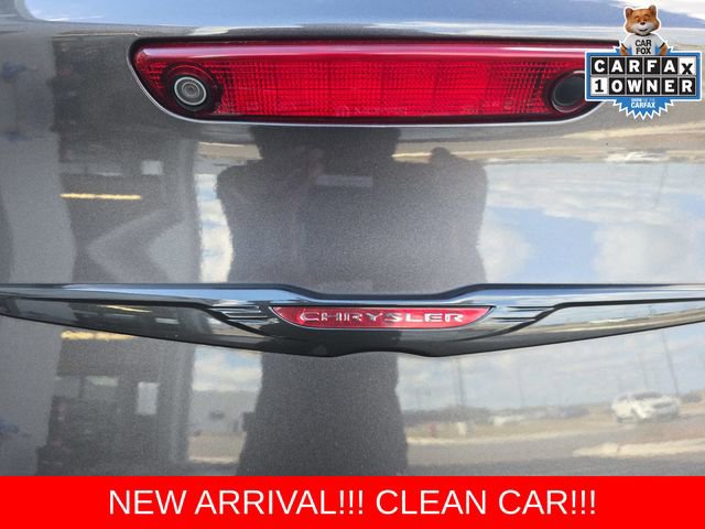 Used 2023 Chrysler 300 S image 23