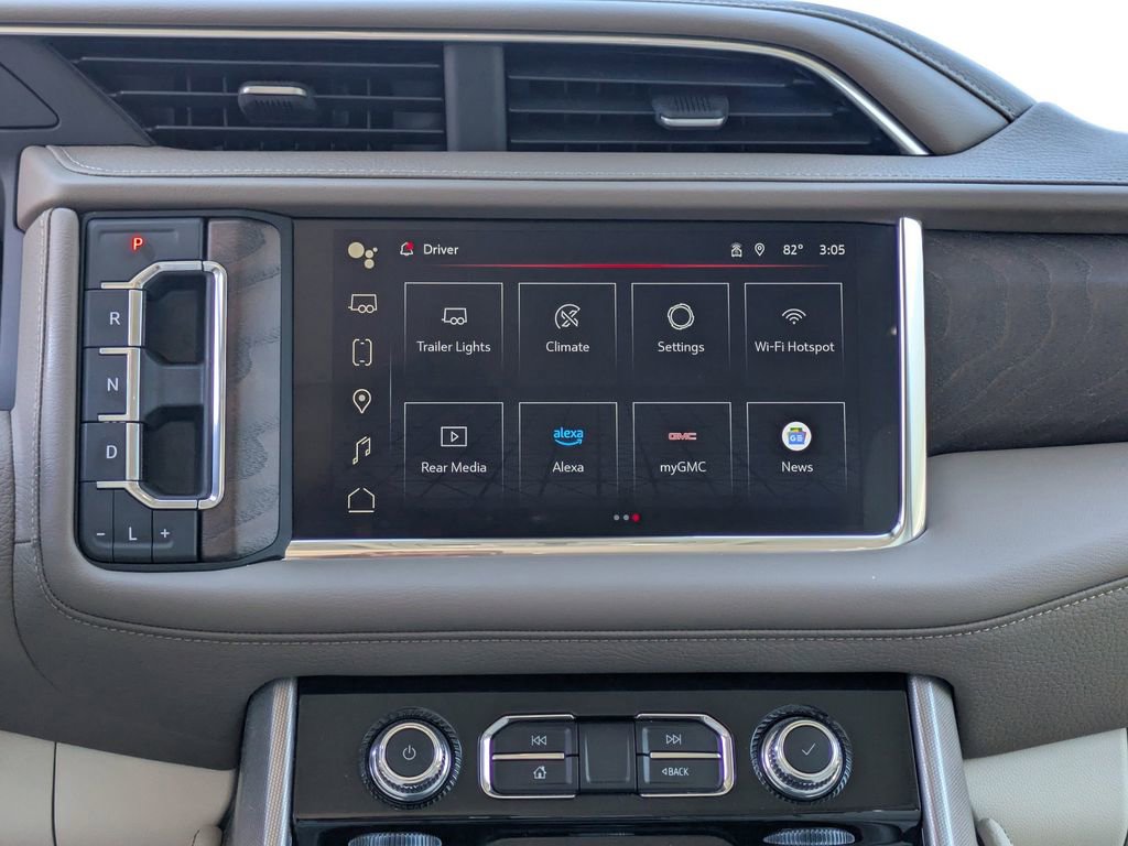 Used 2023 GMC Yukon XL Denali AWD/4WD image 23