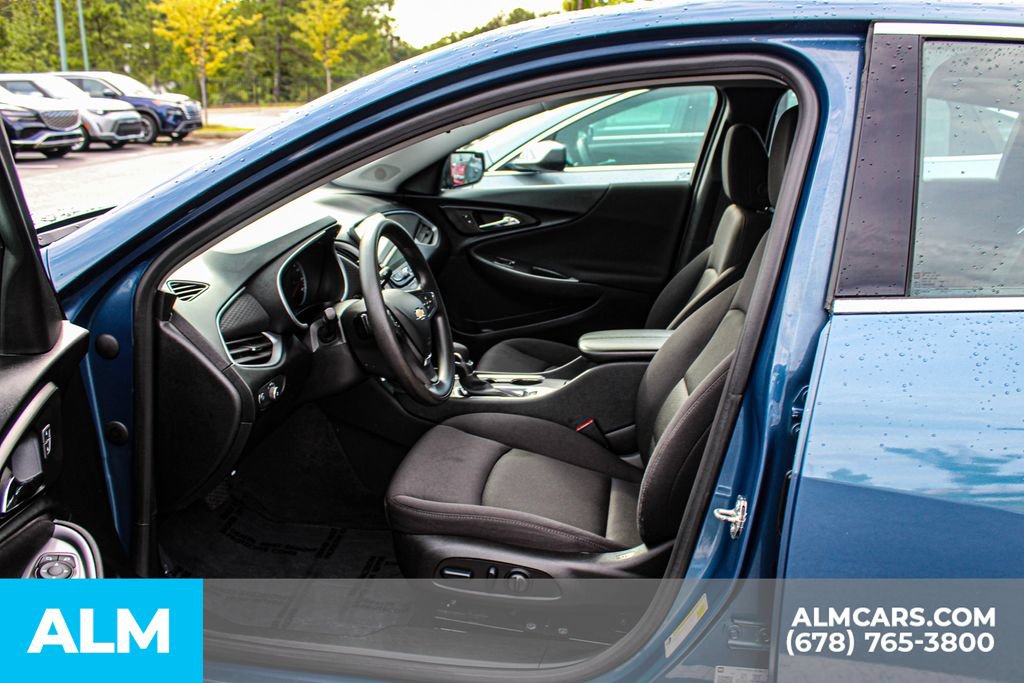 Used 2024 Chevrolet Malibu LT FWD image 15