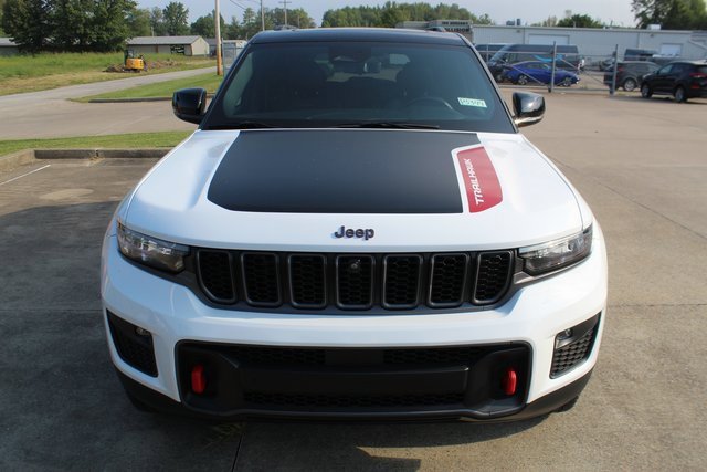 Used 2022 Jeep Grand Cherokee Trailhawk w/ Luxury Tech Group III image 8