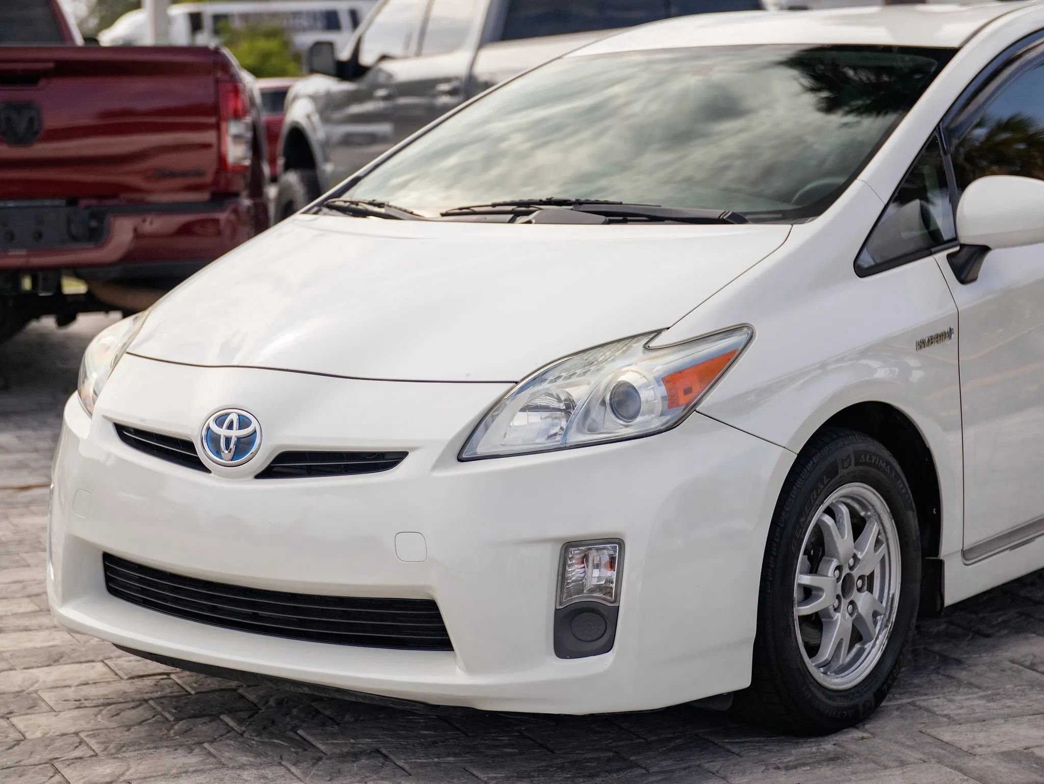 Used 2011 Toyota Prius Two FWD image 6