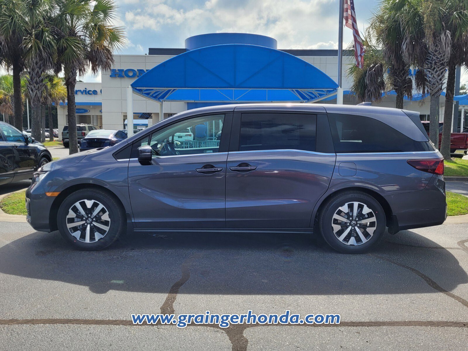 New 2026 Honda Odyssey EX-L image 2