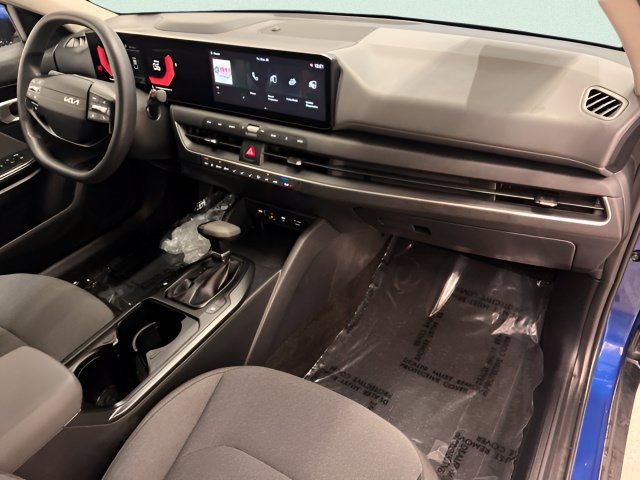 Used 2025 Kia K4 FWD image 12