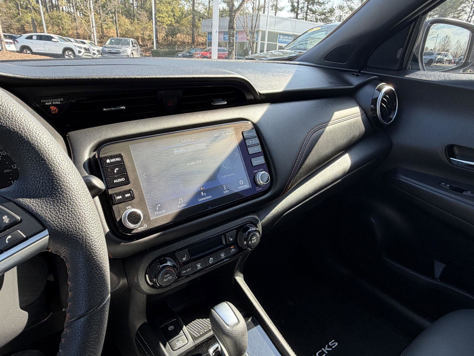 Used 2024 Nissan Kicks SR w/ SR Premium Package image 21