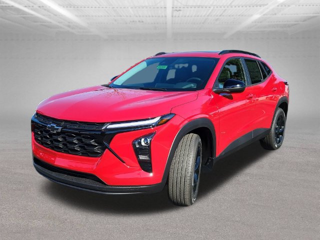 New 2026 Chevrolet Trax LT w/ Sunroof Package FWD image 3