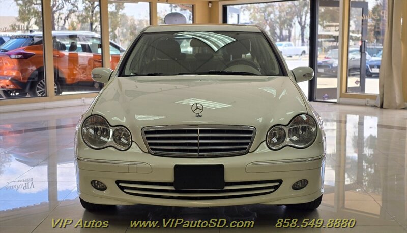 Used 2007 Mercedes-Benz C 350 Sedan image 8