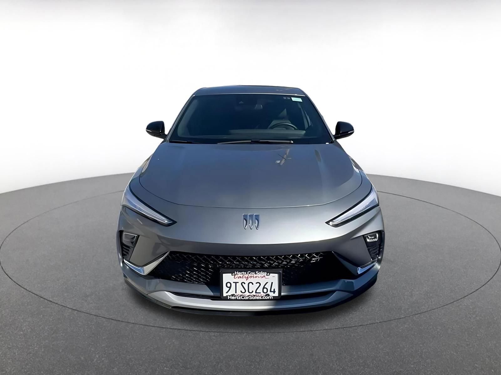 Used 2025 Buick Envista Sport Touring image 4