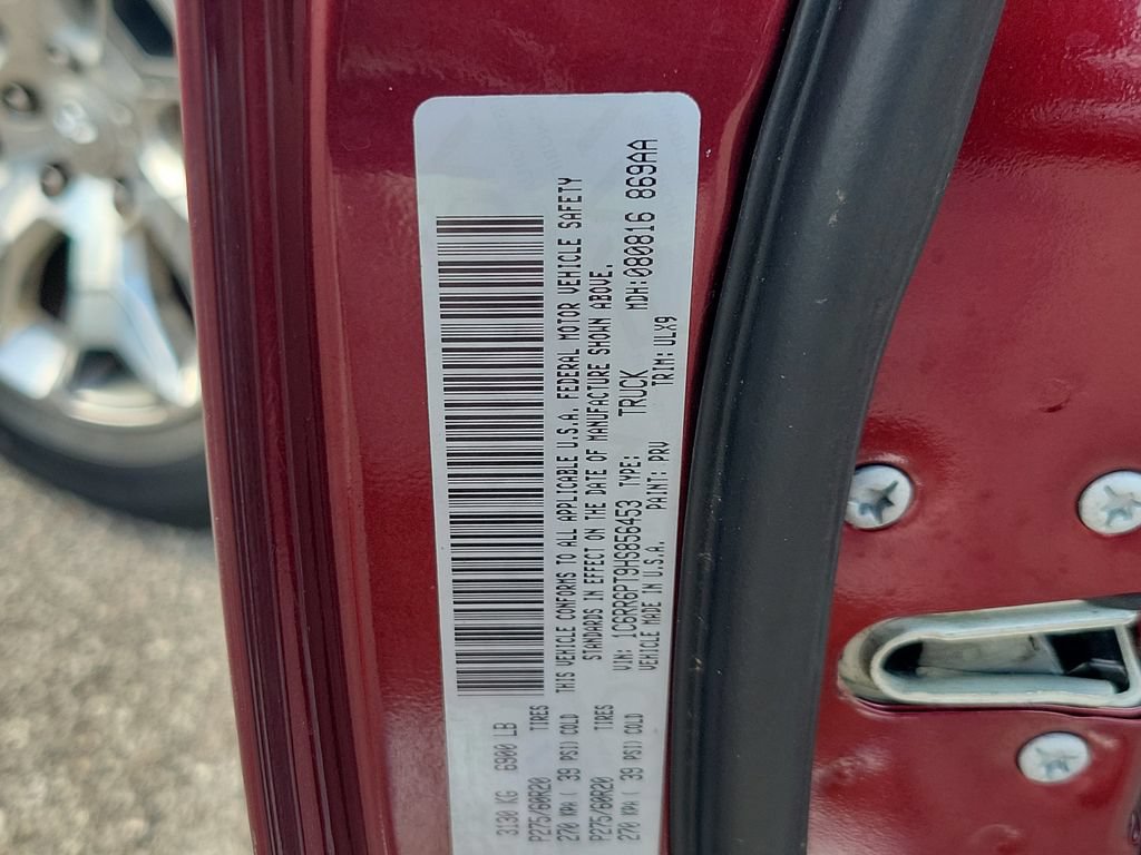 Used 2017 RAM 1500 Limited RWD image 28