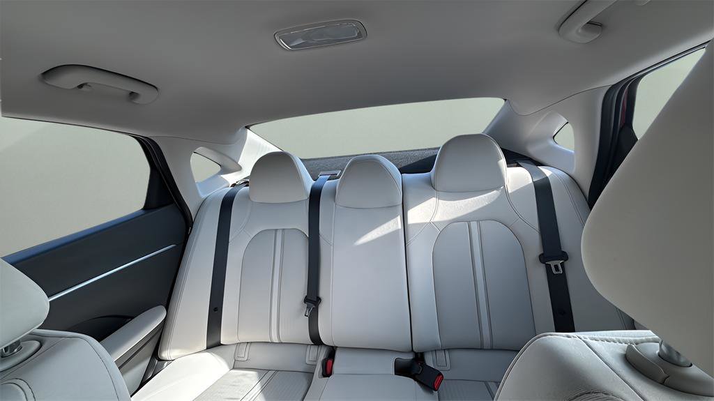 Certified 2025 Hyundai Sonata SE image 11