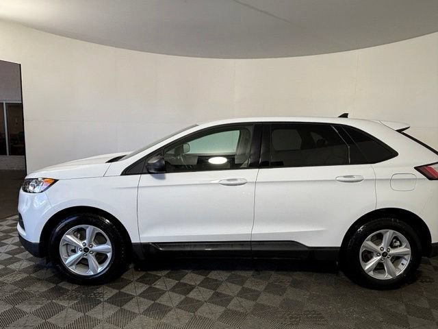Used 2024 Ford Edge SE AWD/4WD image 3