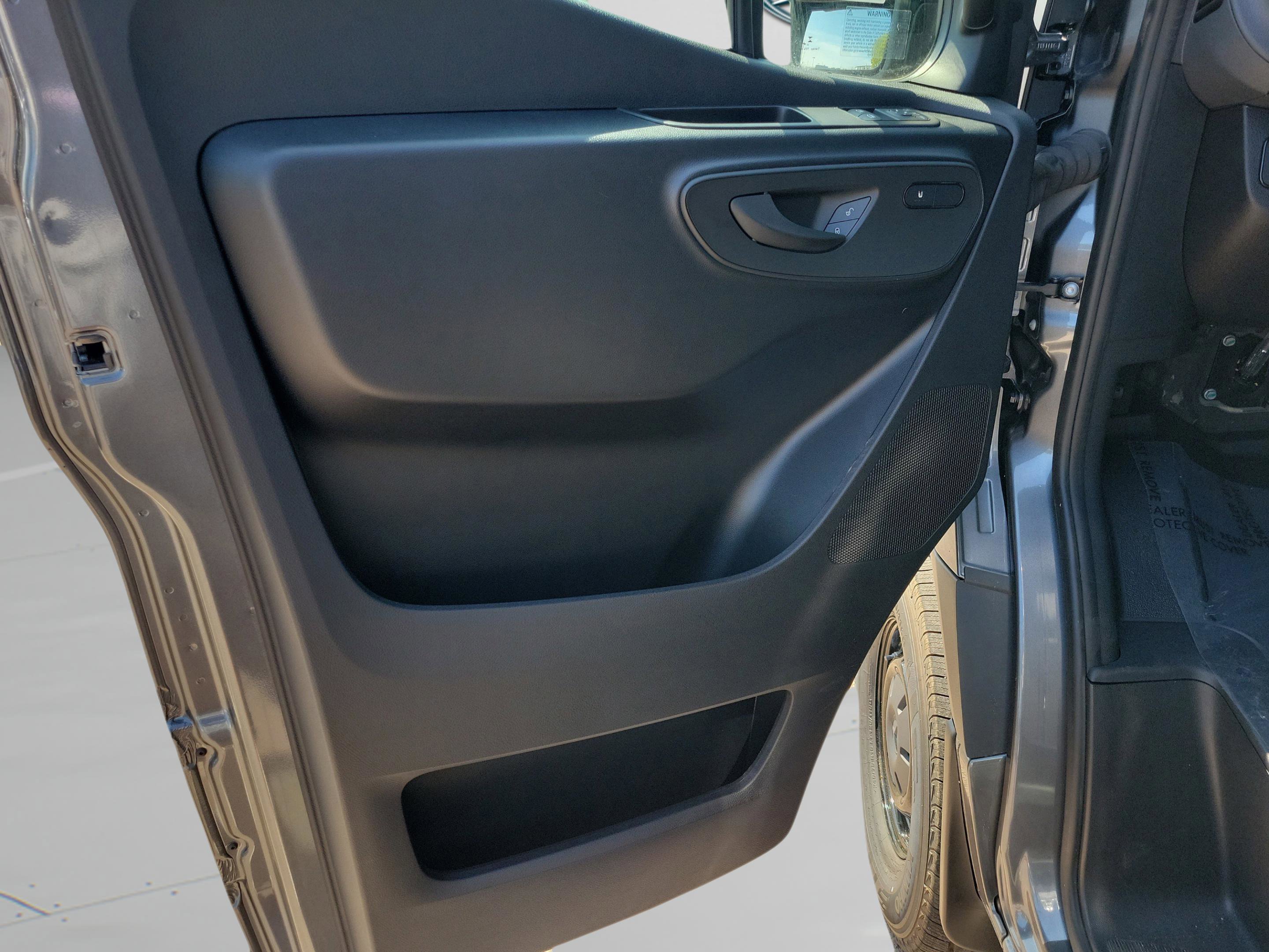 New 2025 Mercedes-Benz Sprinter 2500 image 18