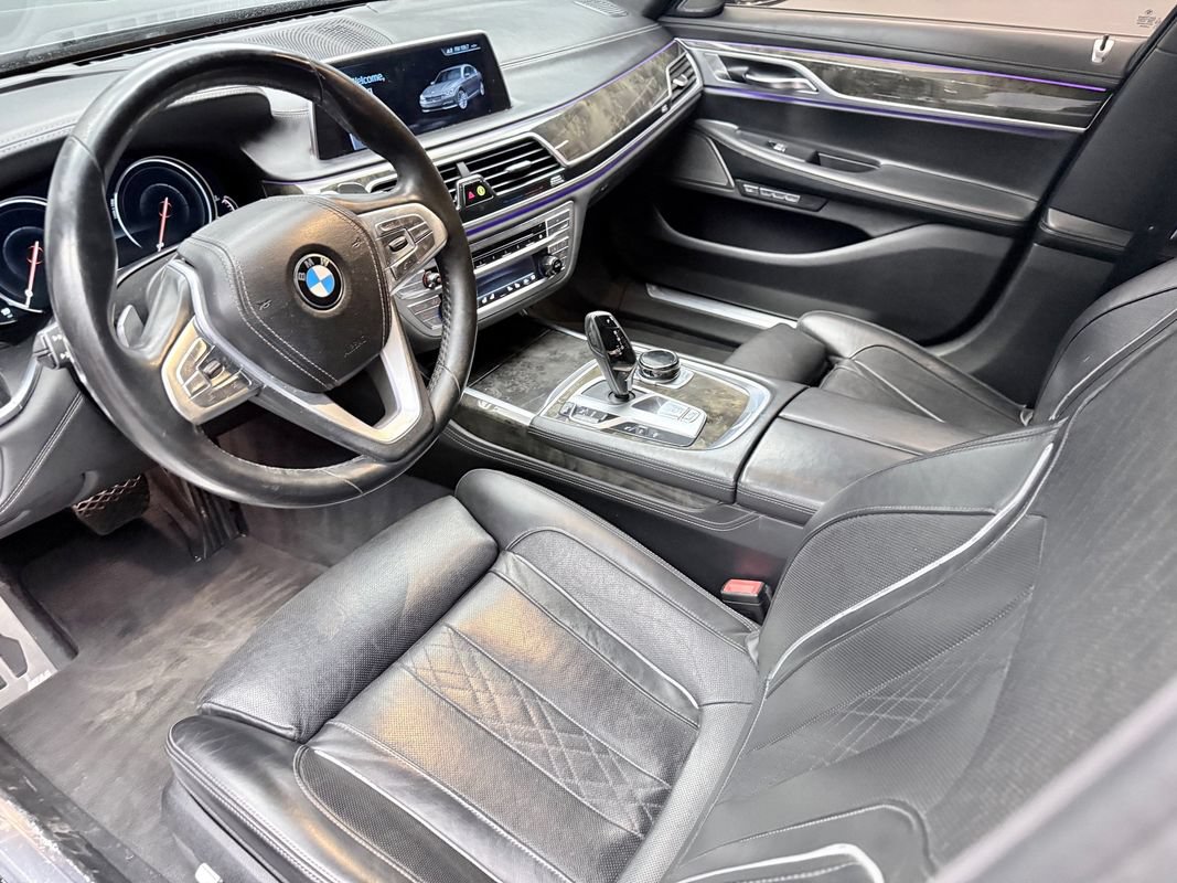 Used 2016 BMW 750i xDrive AWD/4WD image 9