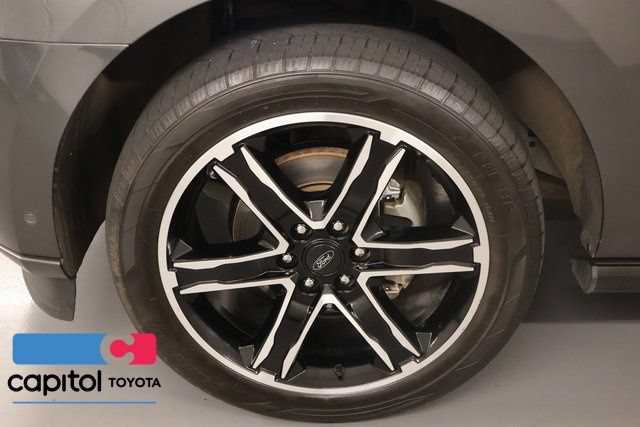 Used 2020 Ford Expedition Limited w/ Equipment Group 303A AWD/4WD image 7